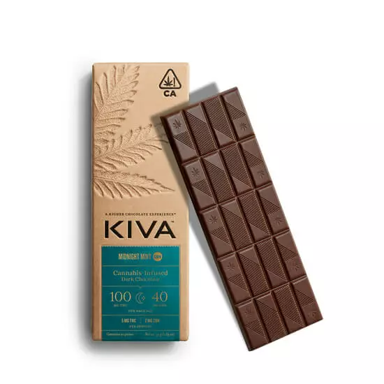 Kiva.CA_.CartonChocolate.OnWhite.RGB_.MidnightMint.201026-1008x1008-2e41fcf.webp KIVA Midnight Mint Dark Chocolate Bar (I) - Image 1